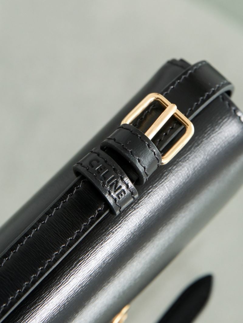 Ce1i*e triomphe bags